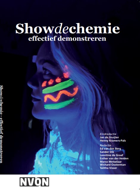 showdechemie1-voorkant.jpg ShowdeChemie - Effectief Demonstreren